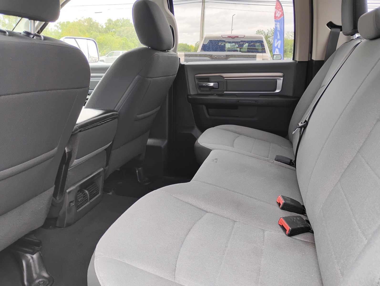 Used 2021 RAM 1500 Classic SLT AWD/4WD image 25