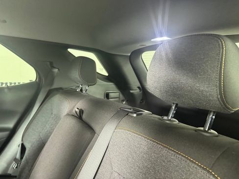 Used 2023 Chevrolet Equinox LT FWD image 24