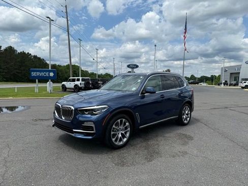 Used 2019 BMW X5 xDrive40i w/ Premium Package 2 AWD/4WD image 3
