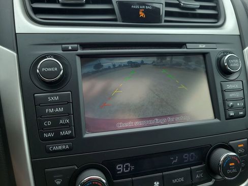 Used 2016 Nissan Altima 2.5 SL w/ 2.5 Technology Package FWD image 20