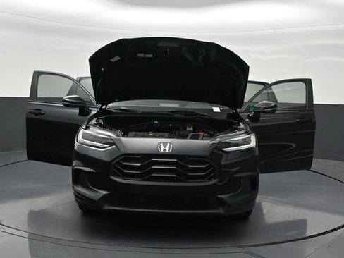 Used 2025 Honda HR-V Sport image 35