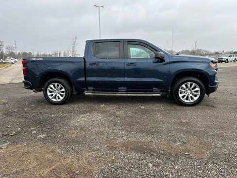 Used 2022 Chevrolet Silverado 1500 Custom image 5