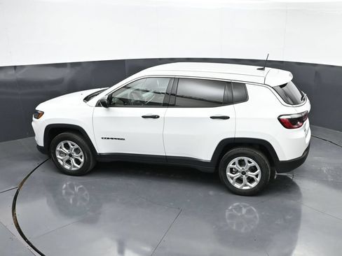 Used 2025 Jeep Compass Sport AWD/4WD image 37
