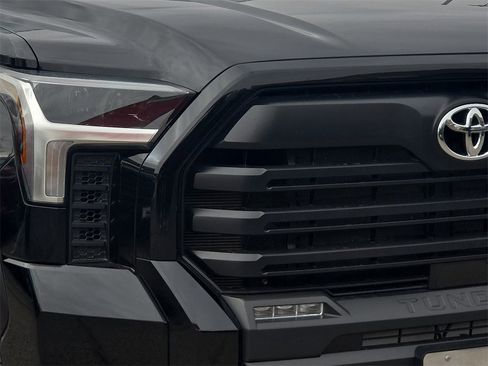 Used 2025 Toyota Tundra SR5 image 10