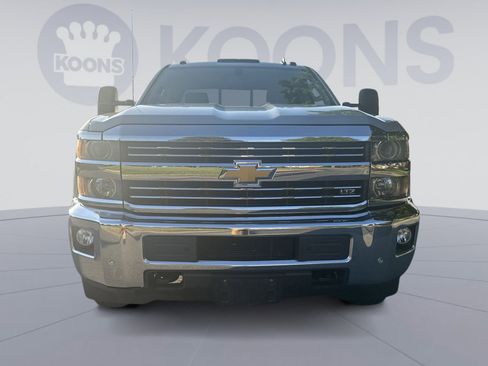Used 2015 Chevrolet Silverado 3500 LTZ w/ LTZ Plus Package AWD/4WD image 11