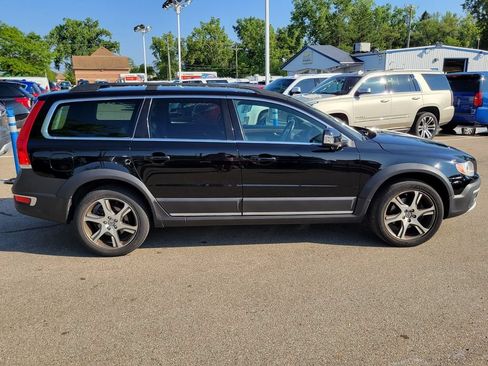 Used 2014 Volvo XC70 T6 AWD/4WD image 3
