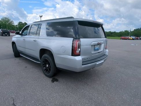 Used 2019 GMC Yukon XL SLT w/ Open Road Package AWD/4WD image 21