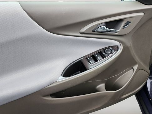 Used 2025 Chevrolet Malibu LT FWD image 18