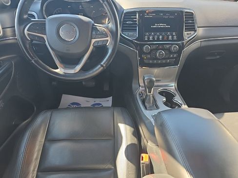 Used 2022 Jeep Grand Cherokee Limited image 19
