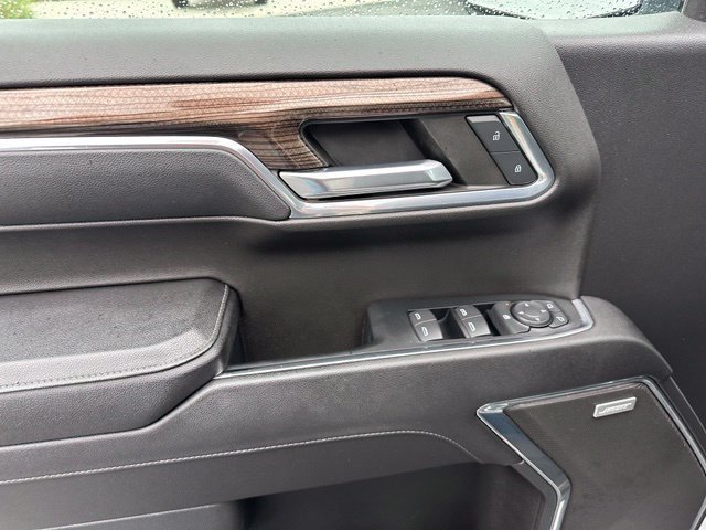 Certified 2023 Chevrolet Silverado 1500 RST w/ Redline Edition AWD/4WD image 17