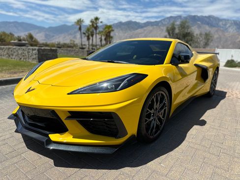 Used 2026 Chevrolet Corvette Stingray Premium Conv w/ Z51 Performance Package RWD image 31
