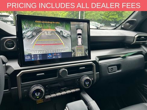 Used 2026 Toyota 4Runner Limited AWD/4WD image 12