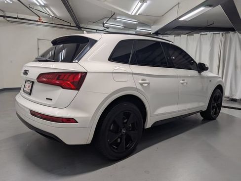 Used 2020 Audi Q5 2.0T Premium AWD/4WD image 3