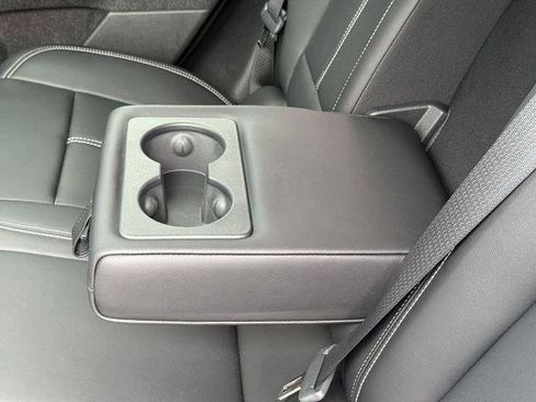 New 2025 Cadillac Optiq Sport 1 image 38