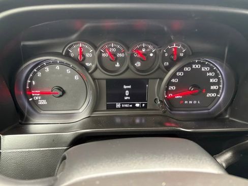 Used 2020 Chevrolet Silverado 1500 Custom w/ Custom Convenience Package AWD/4WD image 24