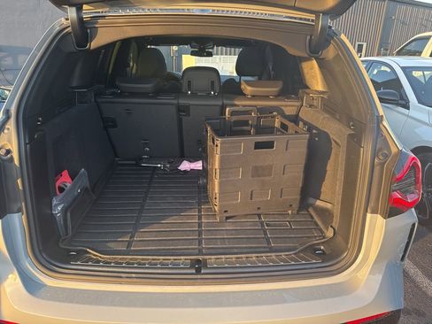 Used 2024 BMW X3 sDrive30i w/ Premium Package w/ZPA image 9