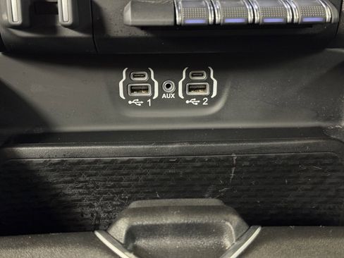 Used 2022 RAM 1500 Laramie w/ Sport Appearance Package image 39