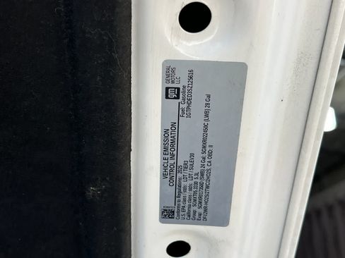 Used 2025 GMC Sierra 1500 SLT RWD image 30