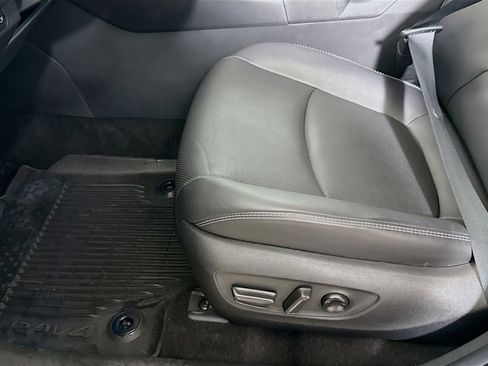 Used 2023 Toyota RAV4 Limited image 18