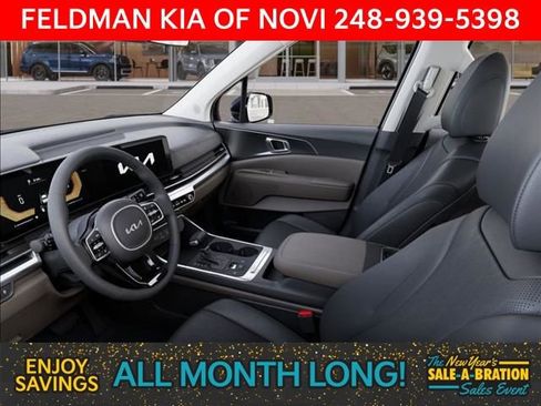 New 2026 Kia Carnival image 17