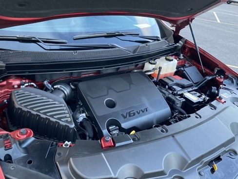 Used 2023 Chevrolet Traverse RS image 21