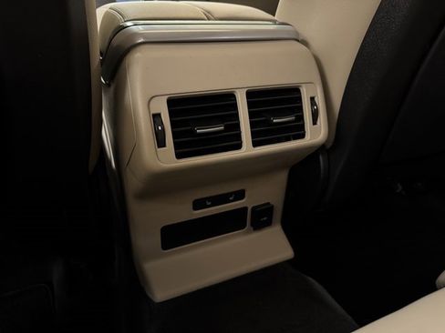 Used 2023 Land Rover Range Rover Velar S image 23