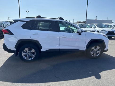 Used 2023 Toyota RAV4 XLE w/ Convenience Package FWD image 11