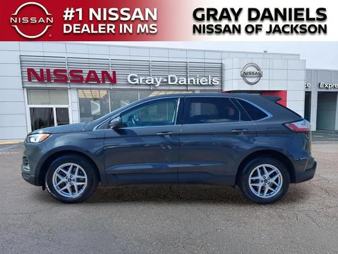 Used 2021 Ford Edge SEL FWD image 4