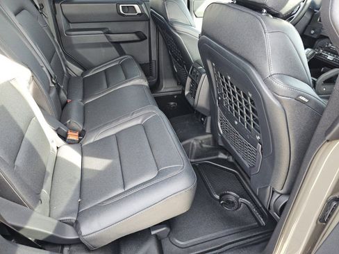 New 2025 Ford Bronco Big Bend w/ Black Diamond Package image 5