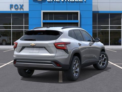 New 2026 Chevrolet Trax LT w/ Driver Confidence Package image 4