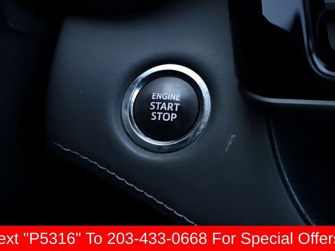 Used 2023 Toyota Highlander XLE AWD/4WD image 37
