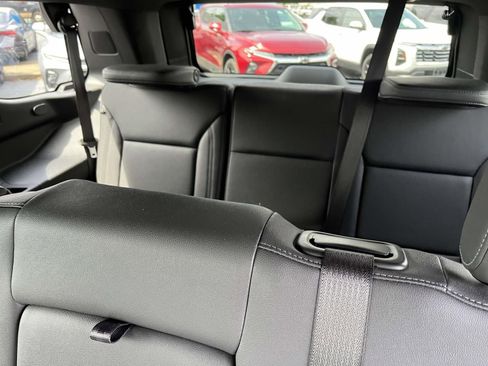 Used 2025 Chevrolet Tahoe LT AWD/4WD image 14