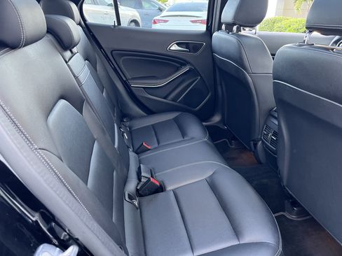 Used 2019 Mercedes-Benz GLA 250 4MATIC image 22