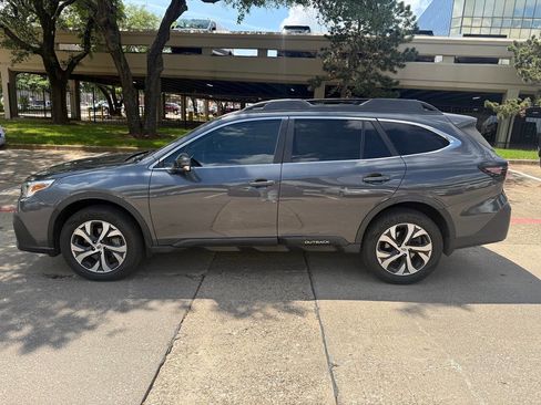 Used 2020 Subaru Outback Limited XT w/ Popular Package #2 AWD/4WD image 3