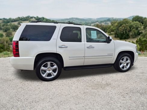 Used 2013 Chevrolet Tahoe LTZ RWD image 11