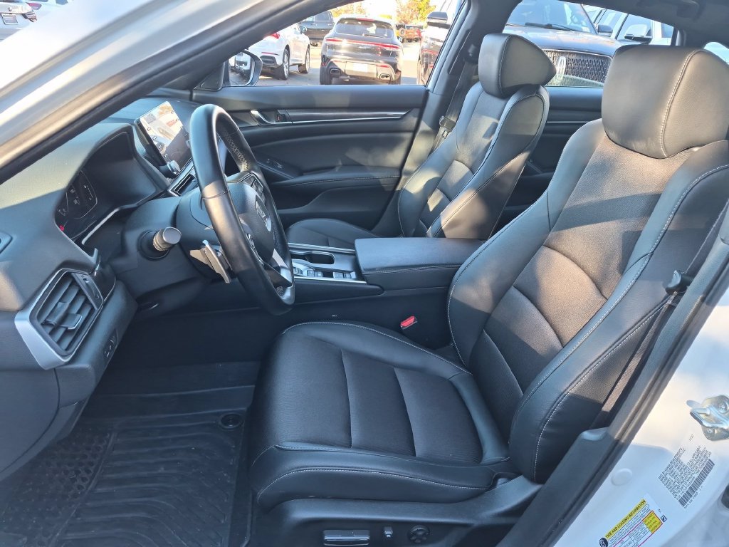 Used 2022 Honda Accord Sport image 12