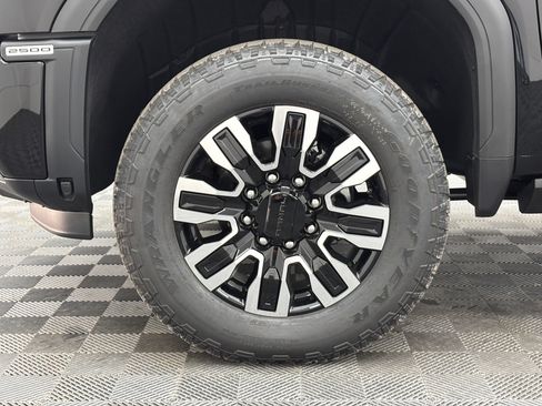 New 2026 GMC Sierra 2500 Denali Ultimate AWD/4WD image 17