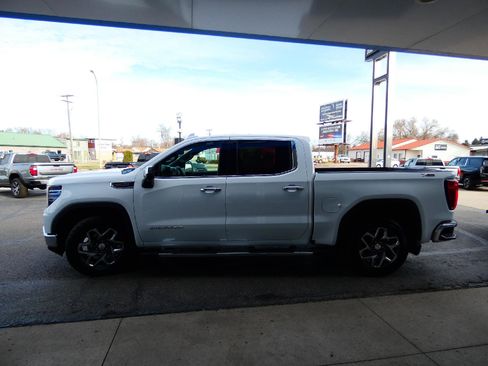 Used 2023 GMC Sierra 1500 SLT w/ SLT Premium Plus Package image 10