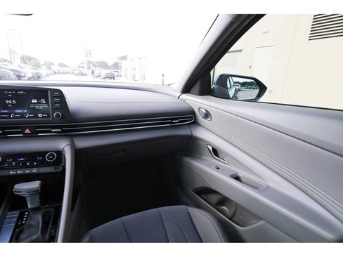 Certified 2025 Hyundai Elantra Sport w/ Cargo Package FWD image 12