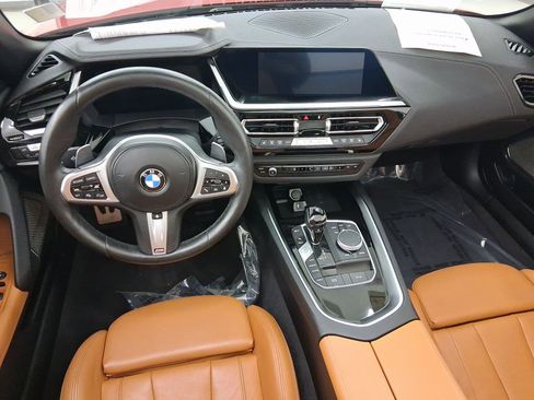 Certified 2023 BMW Z4 M40i w/ Premium Package image 4