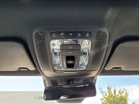 Used 2020 Mercedes-Benz CLA 250 image 31