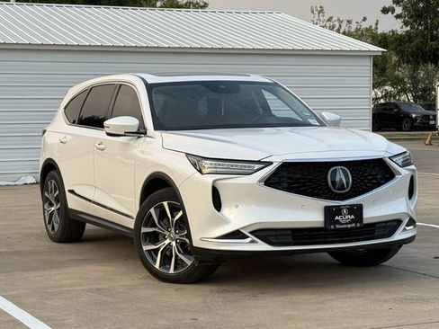Used 2023 Acura MDX SH-AWD w/ Technology Package image 2