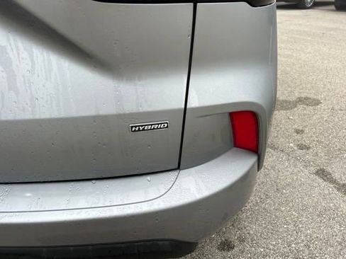 Used 2024 Ford Escape ST-Line w/ Equipment Group 301A FWD image 47