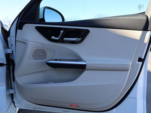 Certified 2022 Mercedes-Benz C 300 4MATIC Sedan w/ Pinnacle Trim Package image 27