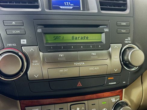 Used 2009 Toyota Highlander Limited image 16