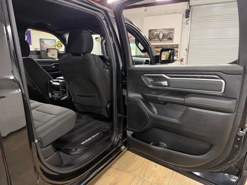 Used 2020 RAM 1500 Big Horn AWD/4WD image 16