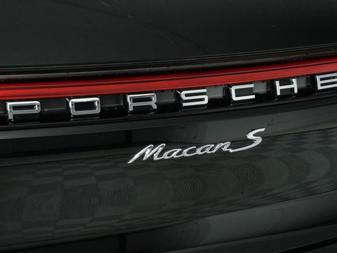 New 2026 Porsche Macan S AWD/4WD image 22