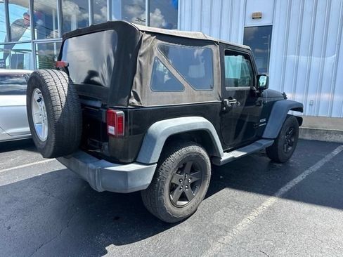 Used 2016 Jeep Wrangler Sport w/ Quick Order Package 24S AWD/4WD image 15