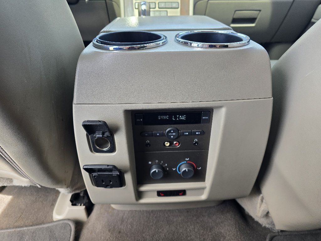 Used 2013 Lincoln Navigator 4WD w/ HD Trailer Tow Pkg image 30