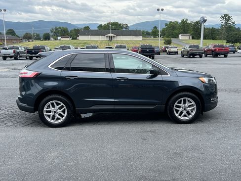 Used 2024 Ford Edge SEL w/ Convenience Package AWD/4WD image 8